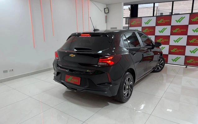 imagem-https://www.socarrao.com.br/sc-vehicle-images-prod/3206560/1787409786045-6be0a997-212d-4870-902b-ab561b207f81.jpg