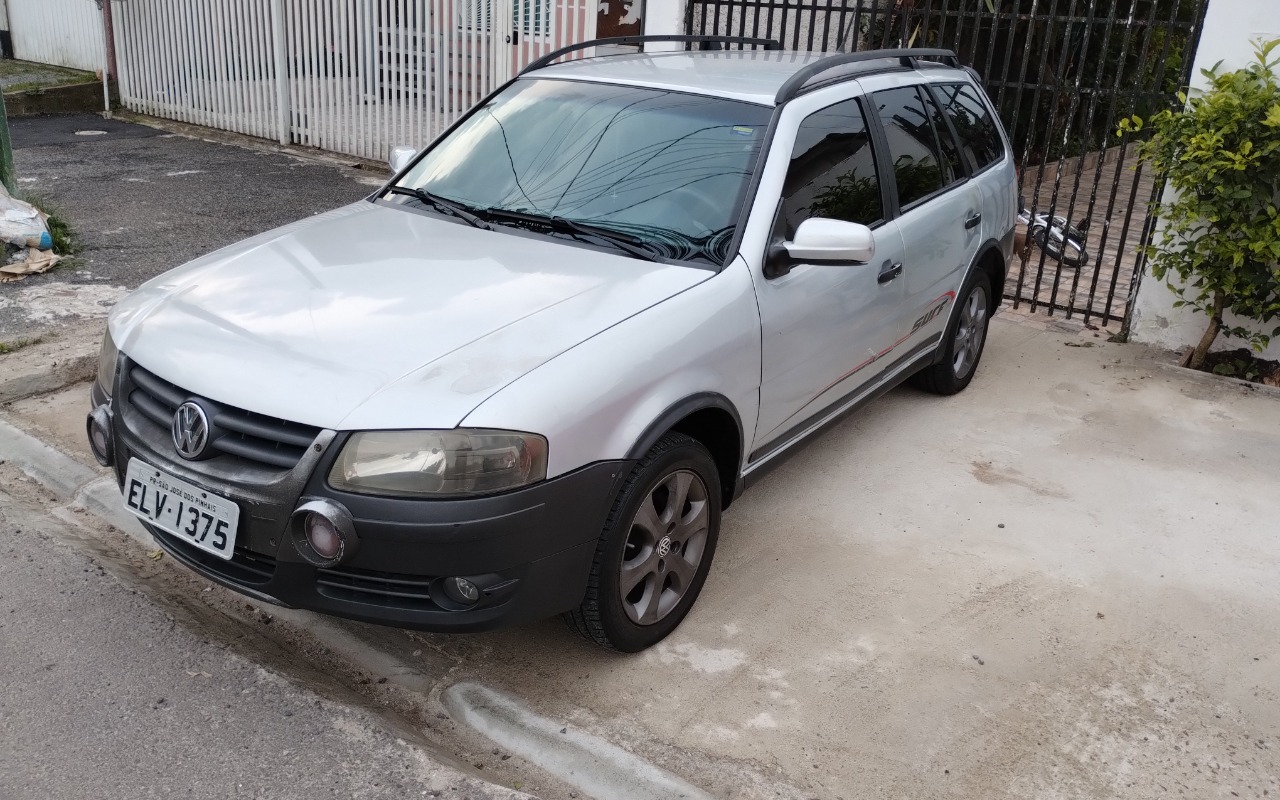 imagem-https://www.socarrao.com.br/sc-vehicle-images-prod/3206664/1786644315686-SU1HXzIwMjMxMDAzXzE3NTQ0MzcwMi5qcGc.jpg
