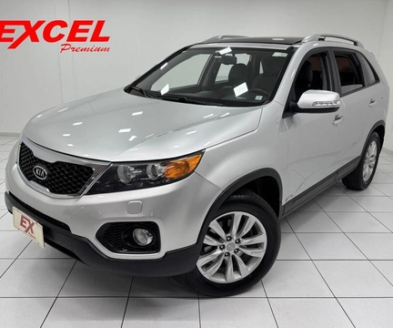 Kia Sorento 2012 Prata — foto 1 de 3