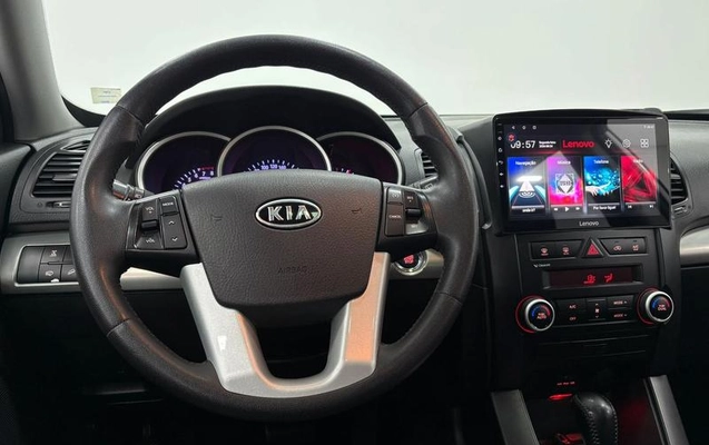 imagem-https://www.socarrao.com.br/sc-vehicle-images-prod/3206717/1789136961601-8377198_8_B_98d593734a.jpeg