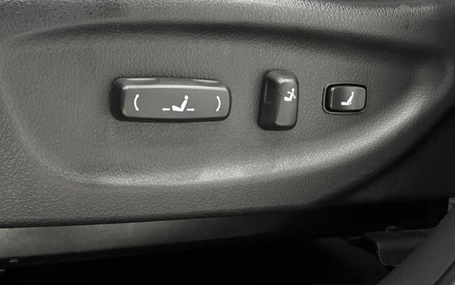 imagem-https://www.socarrao.com.br/sc-vehicle-images-prod/3206717/1789136961607-8377198_13_B_233856f827.jpeg