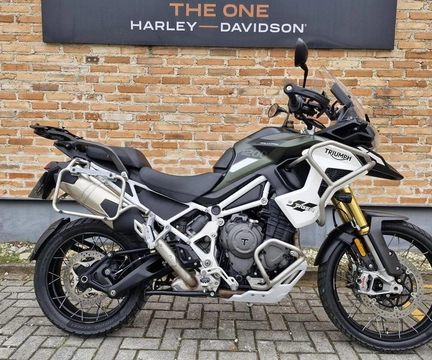 Triumph TIGER 1200 RALLY PRO 2022 Verde — foto 1 de 3
