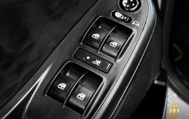 imagem-https://www.socarrao.com.br/sc-vehicle-images-prod/3207532/1786646091699-698767_6358817.jpg