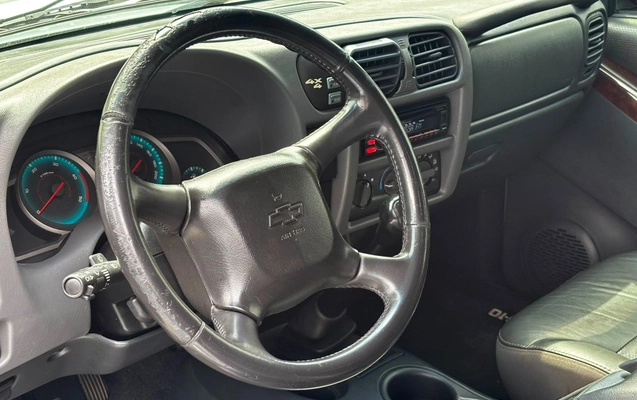 imagem-https://www.socarrao.com.br/sc-vehicle-images-prod/3207618/1786646574223-c472a185-86c1-77dd-4cac-3a230e983f6f.jpg