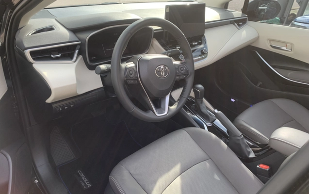 imagem-https://www.socarrao.com.br/sc-vehicle-images-prod/3207703/1786647796490-app-photos-m5HvFoF8dShXaJrxv2Qm5ScBjIvtxVlL.jpg