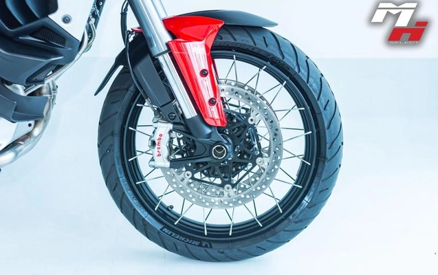 imagem-https://www.socarrao.com.br/sc-vehicle-images-prod/3207705/1787602446251-8377033_1_B_92827509d6.jpeg