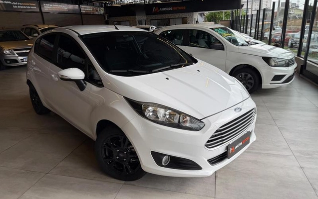 imagem-https://www.socarrao.com.br/sc-vehicle-images-prod/3207844/1786647596029-8336371_6_B_46c3ed5775.jpeg