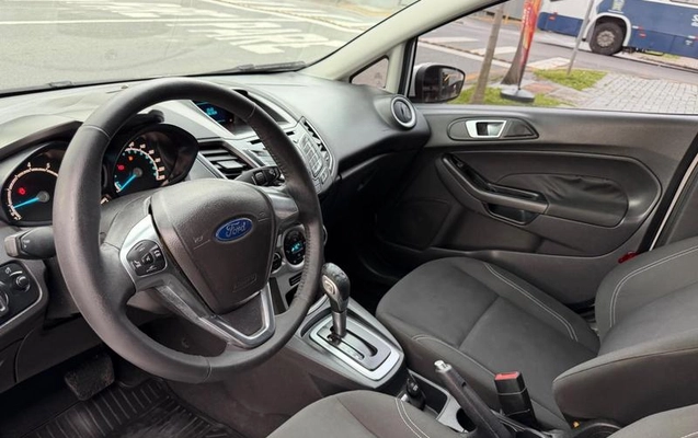 imagem-https://www.socarrao.com.br/sc-vehicle-images-prod/3207844/1786647596042-8336371_17_B_4c12ff28f5.jpeg