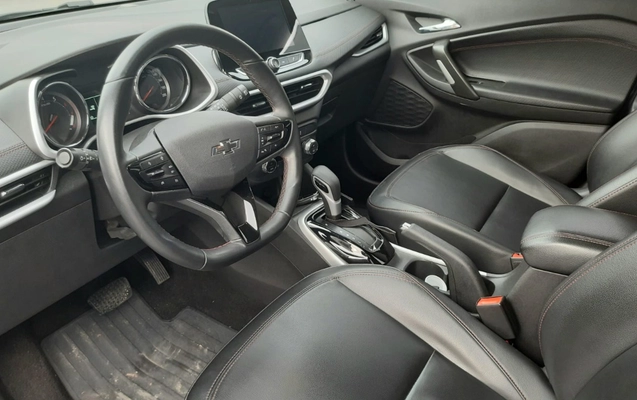 imagem-https://www.socarrao.com.br/sc-vehicle-images-prod/3207881/1786647752548-MTAuamZpZg.jfif