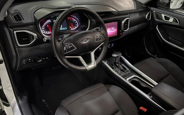 imagem-https://www.socarrao.com.br/sc-vehicle-images-prod/3207999/1786648023944-10_040643.jpg