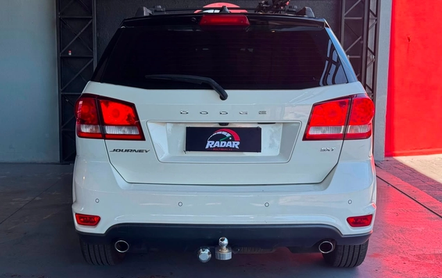 imagem-https://www.socarrao.com.br/sc-vehicle-images-prod/3208149/1786648532136-V2hhdHNBcHAgSW1hZ2UgMjAyNi0wOC0xMyBhdCAxNi4wNC4zMS5qcGVn.jpeg
