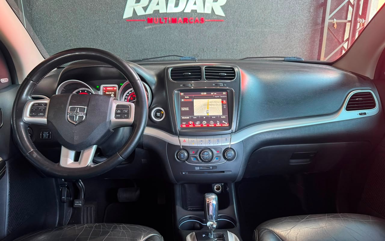 imagem-https://www.socarrao.com.br/sc-vehicle-images-prod/3208149/1786648532379-V2hhdHNBcHAgSW1hZ2UgMjAyNi0wOC0xMyBhdCAxNi4wNC4zMi5qcGVn.jpeg