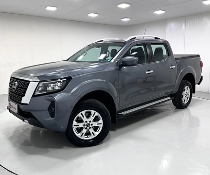 Nissan Frontier 2025 Cinza — foto 1 de 3