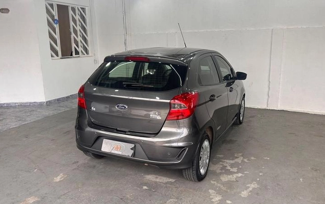 imagem-https://www.socarrao.com.br/sc-vehicle-images-prod/3208182/1788199348390-7852573_3_B_49cefce32d.jpeg