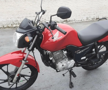 Honda CG 125 FAN / FAN KS / 125 i FAN 2014 Vermelho — foto 1 de 3