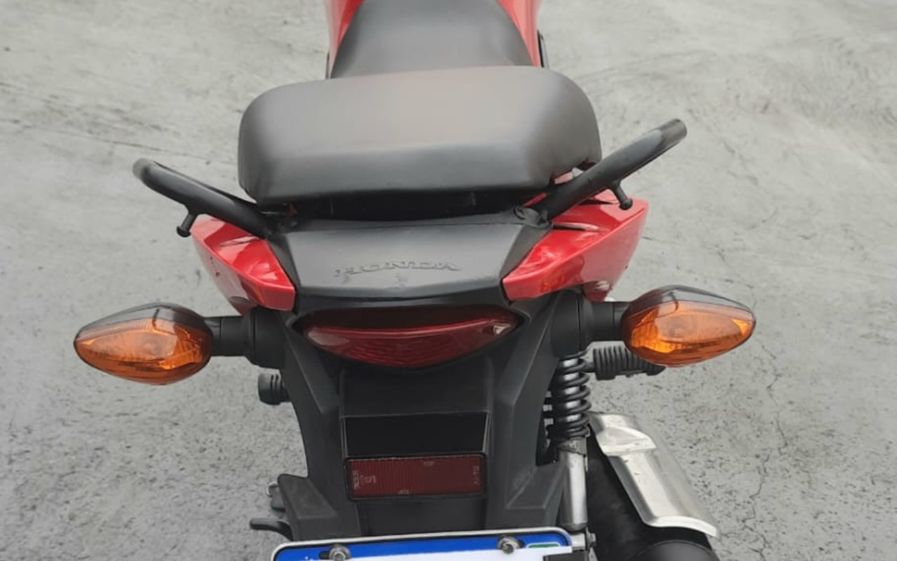 imagem-https://www.socarrao.com.br/sc-vehicle-images-prod/3208315/1786716047746-MDUuamZpZg.jfif