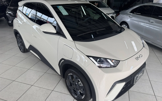 imagem-https://www.socarrao.com.br/sc-vehicle-images-prod/3208325/1786800063226-1EgIqcryzEstioMV76TflWRLQdIUOP6Q.jpg