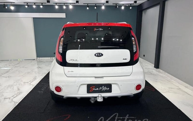 imagem-https://www.socarrao.com.br/sc-vehicle-images-prod/3208655/1789661547411-8022331_10_B_a565f72b3f.jpeg