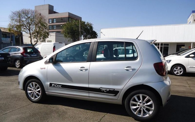 imagem-https://www.socarrao.com.br/sc-vehicle-images-prod/3208852/1787937772193-8373580_2_B_d51669b25c.jpeg