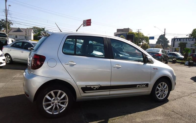 imagem-https://www.socarrao.com.br/sc-vehicle-images-prod/3208852/1787937772196-8373580_4_B_4cf28a3e44.jpeg