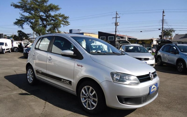 imagem-https://www.socarrao.com.br/sc-vehicle-images-prod/3208852/1787937772199-8373580_6_B_8c6b94b61b.jpeg