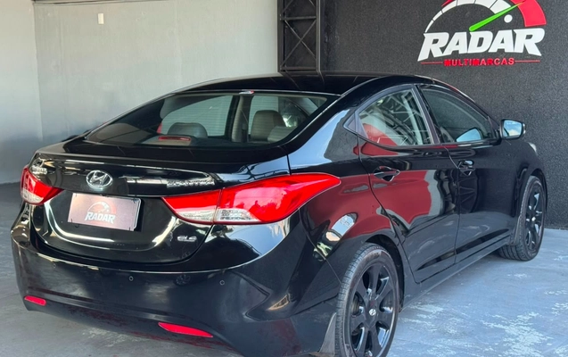 imagem-https://www.socarrao.com.br/sc-vehicle-images-prod/3209083/1786650680327-V2hhdHNBcHAgSW1hZ2UgMjAyNi0wOC0xMyBhdCAxNi40NS4wNCAoMikuanBlZw.jpeg