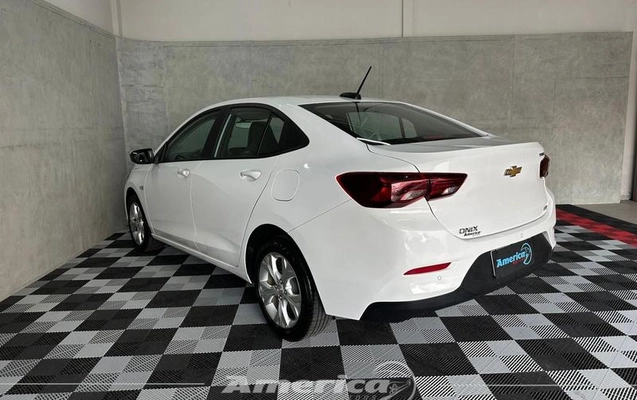 imagem-https://www.socarrao.com.br/sc-vehicle-images-prod/3209183/1786650884244-8377514_1_B_629ccf68ea.jpeg