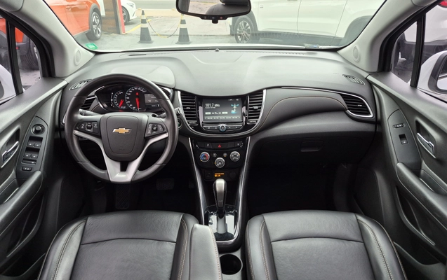 imagem-https://www.socarrao.com.br/sc-vehicle-images-prod/3209211/1786651025928-003_578a7d9d28fd0c3efe9db14b19261fb7.jpg