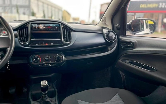imagem-https://www.socarrao.com.br/sc-vehicle-images-prod/3209305/1788981325834-8378205_3_B_8c4bc12286.jpeg