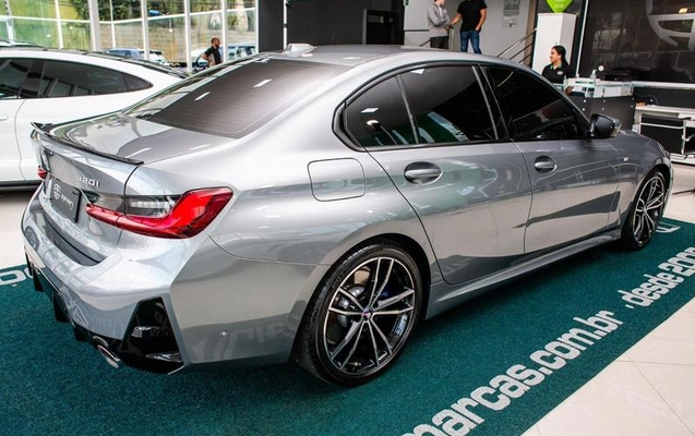 imagem-https://www.socarrao.com.br/sc-vehicle-images-prod/3209329/1788432803507-8378263_8_B_710117c05f.jpeg