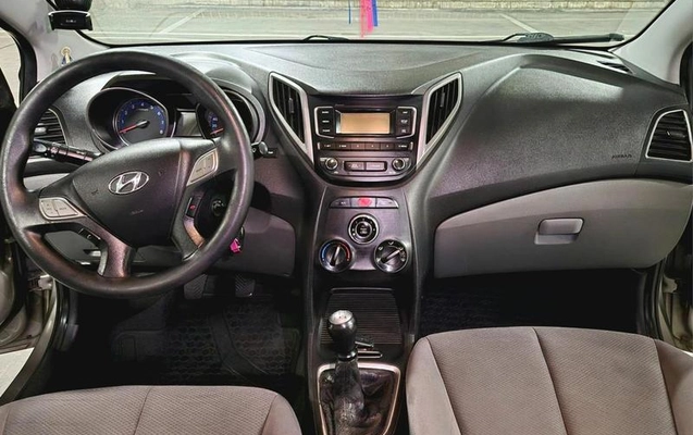 imagem-https://www.socarrao.com.br/sc-vehicle-images-prod/3209344/1790352607270-8377773_10_B_97e9548e4d.jpeg