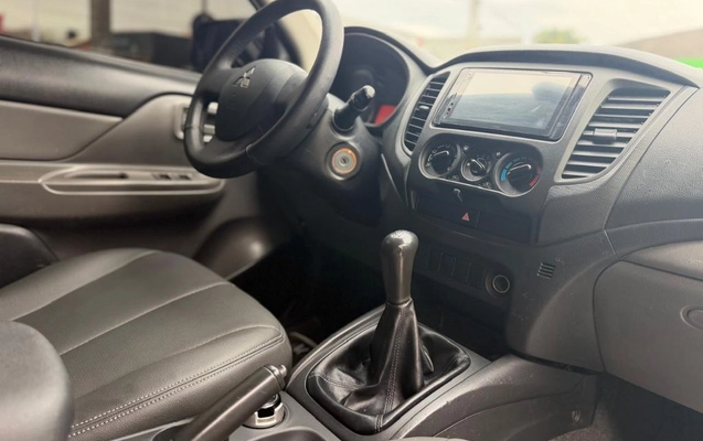 imagem-https://www.socarrao.com.br/sc-vehicle-images-prod/3209362/1788378277261-gb-4e3321d.jpg