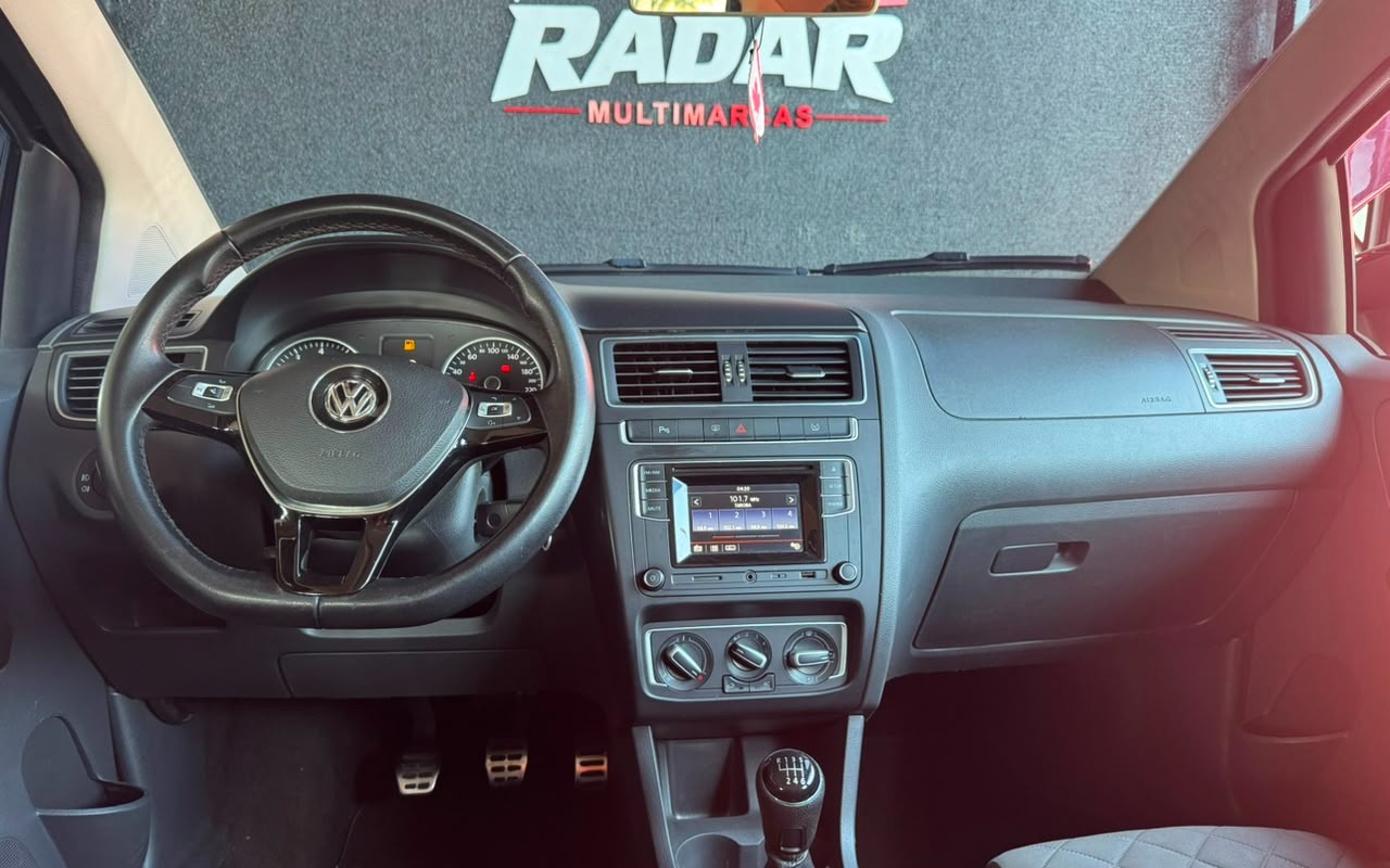 imagem-https://www.socarrao.com.br/sc-vehicle-images-prod/3209374/1786651712072-V2hhdHNBcHAgSW1hZ2UgMjAyNi0wOC0xMyBhdCAxNy4wMy4xMyAoMSkuanBlZw.jpeg