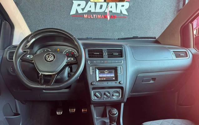 imagem-https://www.socarrao.com.br/sc-vehicle-images-prod/3209374/1786651712072-V2hhdHNBcHAgSW1hZ2UgMjAyNi0wOC0xMyBhdCAxNy4wMy4xMyAoMSkuanBlZw.jpeg