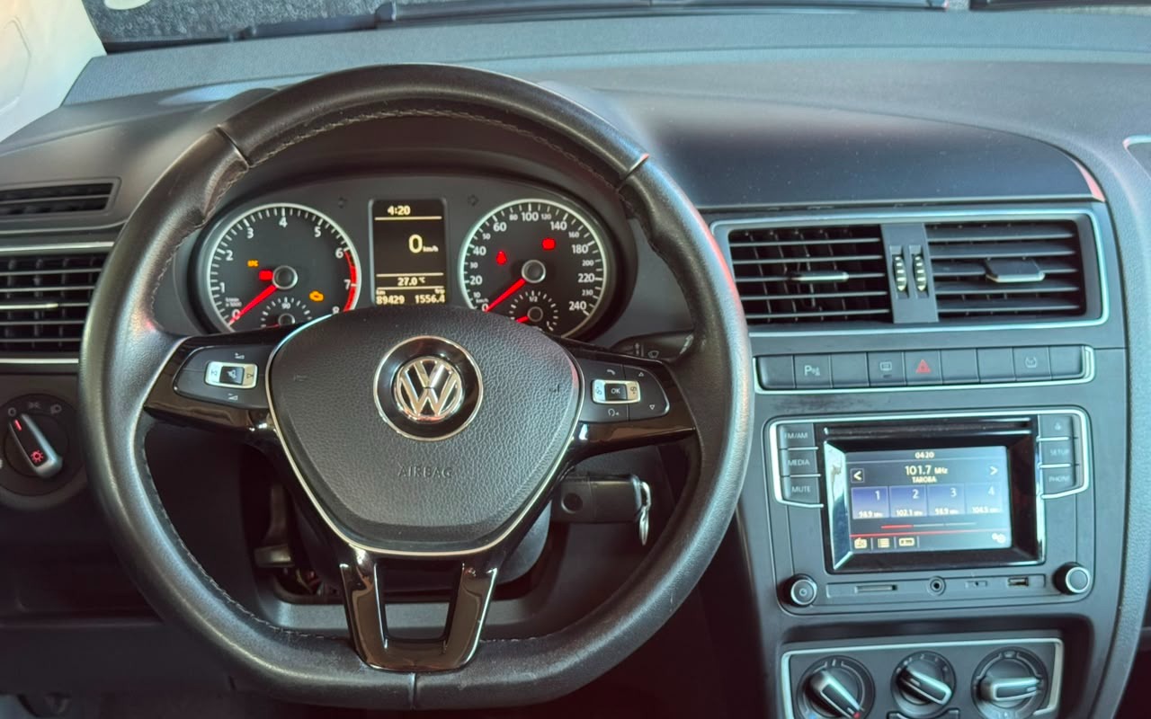 imagem-https://www.socarrao.com.br/sc-vehicle-images-prod/3209374/1786651712139-V2hhdHNBcHAgSW1hZ2UgMjAyNi0wOC0xMyBhdCAxNy4wMy4xNCAoMSkuanBlZw.jpeg