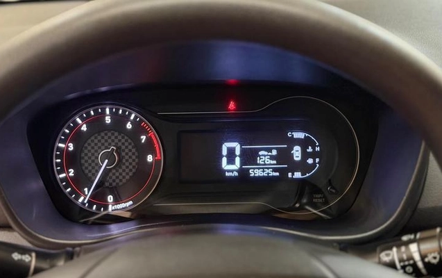 imagem-https://www.socarrao.com.br/sc-vehicle-images-prod/3209521/1789587880163-8378122_14_B_e139c3814e.jpeg