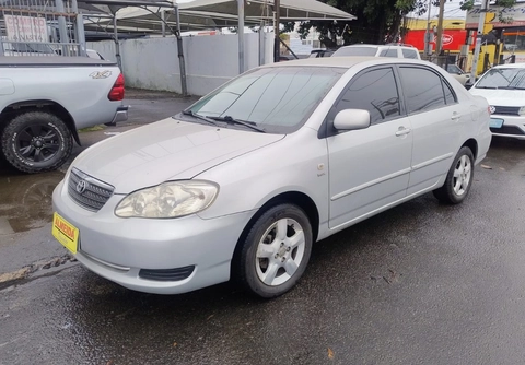 Toyota Corolla 2005 Prata — foto 1 de 3