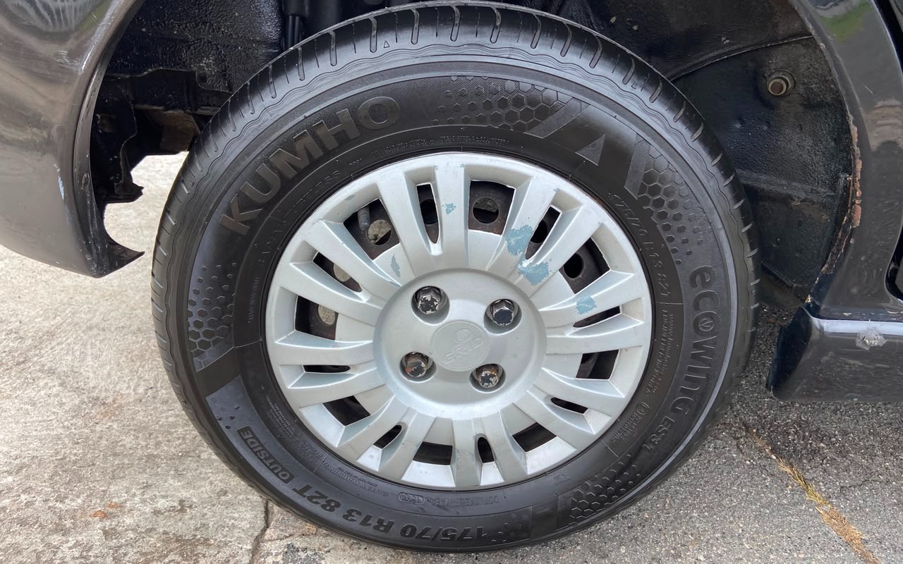 imagem-https://www.socarrao.com.br/sc-vehicle-images-prod/3209565/1786651983476-V2hhdHNBcHAgSW1hZ2UgMjAyNi0wOC0xMiBhdCAxMi4xNi40NyAoMSkuanBlZw.jpeg