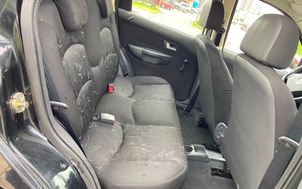 imagem-https://www.socarrao.com.br/sc-vehicle-images-prod/3209565/1786651984328-V2hhdHNBcHAgSW1hZ2UgMjAyNi0wOC0xMiBhdCAxMi4xNi40OC5qcGVn.jpeg