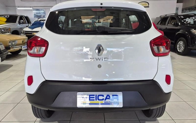 imagem-https://www.socarrao.com.br/sc-vehicle-images-prod/3209570/1788964958957-8378277_7_B_93fc0bba75.jpeg