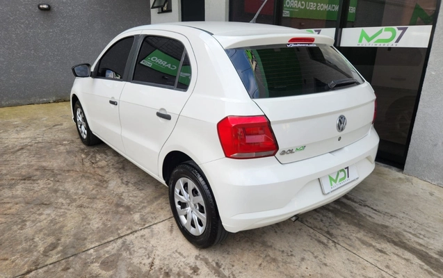 imagem-https://www.socarrao.com.br/sc-vehicle-images-prod/3209572/1786651992363-V2hhdHNBcHAgSW1hZ2UgMjAyNi0wOC0xMyBhdCAxNi40MS4zNSAoMSkuanBlZw.jpeg