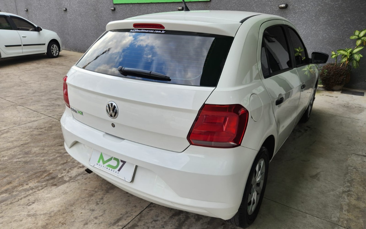 imagem-https://www.socarrao.com.br/sc-vehicle-images-prod/3209572/1786651992568-V2hhdHNBcHAgSW1hZ2UgMjAyNi0wOC0xMyBhdCAxNi40MS4zNyAoMSkuanBlZw.jpeg