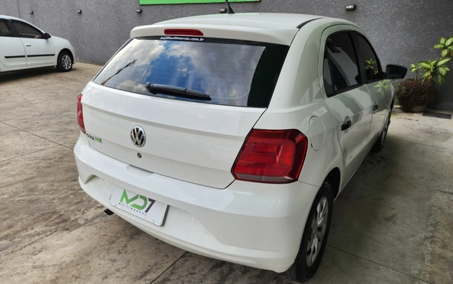 imagem-https://www.socarrao.com.br/sc-vehicle-images-prod/3209572/1786651992568-V2hhdHNBcHAgSW1hZ2UgMjAyNi0wOC0xMyBhdCAxNi40MS4zNyAoMSkuanBlZw.jpeg