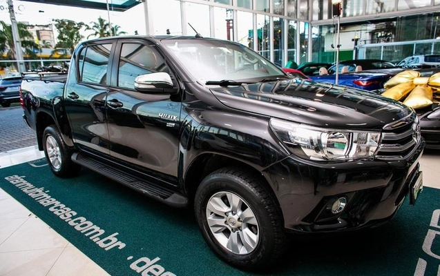 imagem-https://www.socarrao.com.br/sc-vehicle-images-prod/3209601/1786652040447-8356467_12_B_96d969643b.jpeg