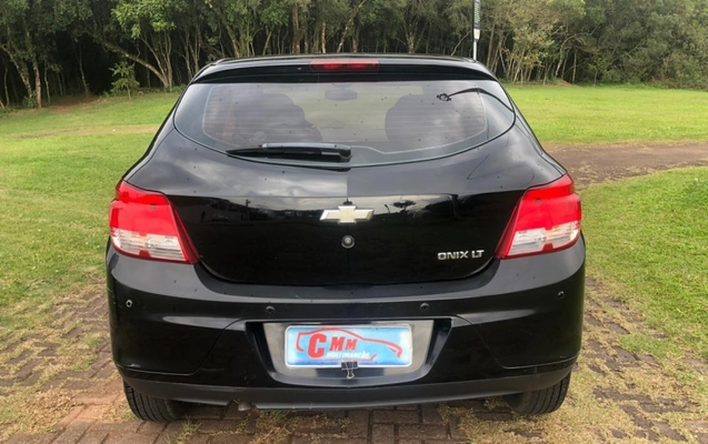 imagem-https://www.socarrao.com.br/sc-vehicle-images-prod/3209604/1786652044724-mmDEpKL6mPcv7UpwsMZOeez54oRME6qj.jpg