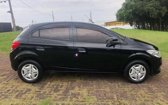 imagem-https://www.socarrao.com.br/sc-vehicle-images-prod/3209604/1786652044726-NVo8rSZPJRpyOqZl2RHas6D3Uoxu0Js2.jpg