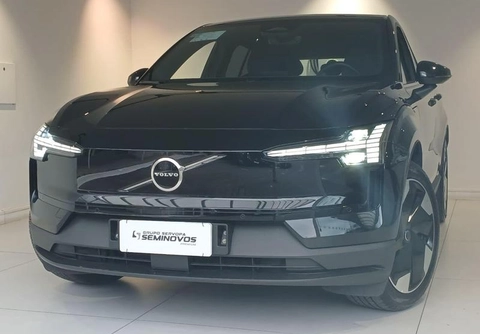 Volvo EX30 E60 Plus (Elétrico) 2024 Preto — foto 1 de 3