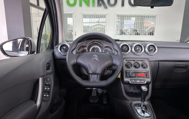 imagem-https://www.socarrao.com.br/sc-vehicle-images-prod/3209725/1786652509192-003_3a9a2ca8c70bea5812ce17f925b4131a.jpeg