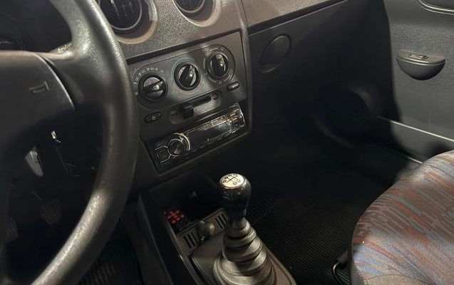 imagem-https://www.socarrao.com.br/sc-vehicle-images-prod/3209798/1789223887032-8377674_11_B_969c92aa88.jpeg