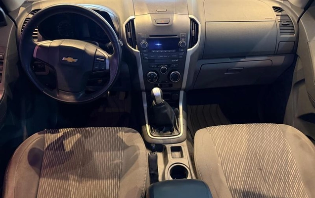 imagem-https://www.socarrao.com.br/sc-vehicle-images-prod/3209833/1789494040082-8373512_8_B_c1f1cca966.jpeg